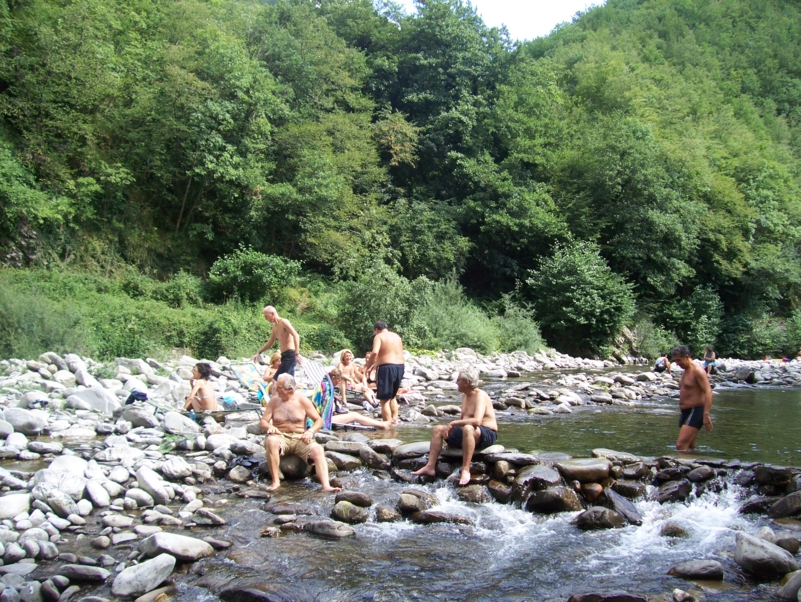  Image name: Parco099.jpg 
 width: 801 pixel 
 height: 602 pixel 
 Size: 578531 bytes 
 Click to enlarge 